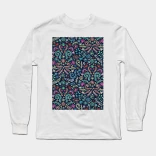 Colored Chalk Floral Doodle Pattern Long Sleeve T-Shirt